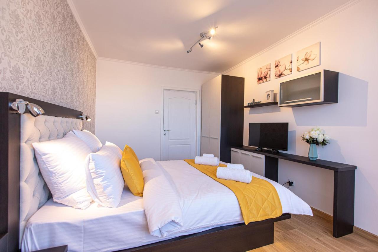 Onyx - Wonder Aparthotel Brasov Luaran gambar