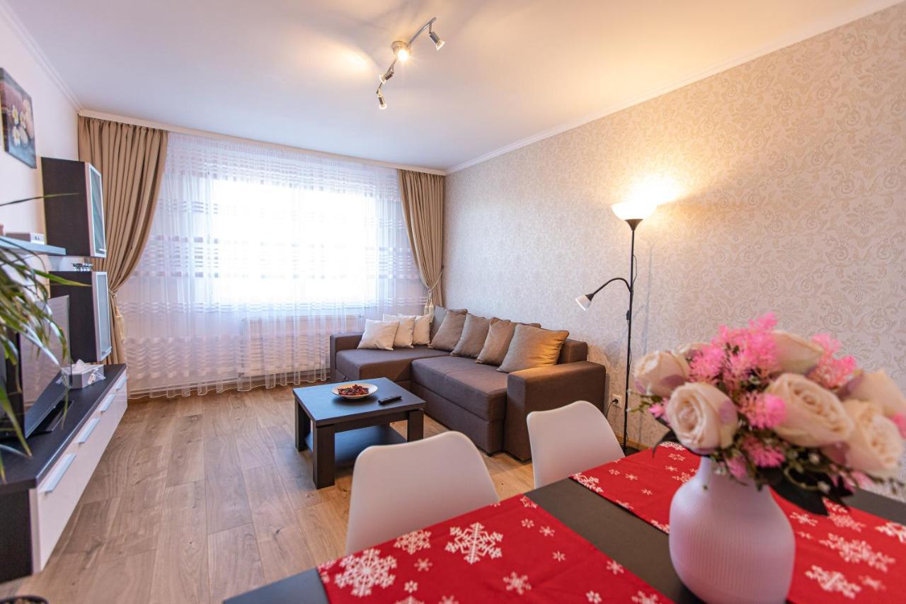 Onyx - Wonder Aparthotel Brasov Luaran gambar