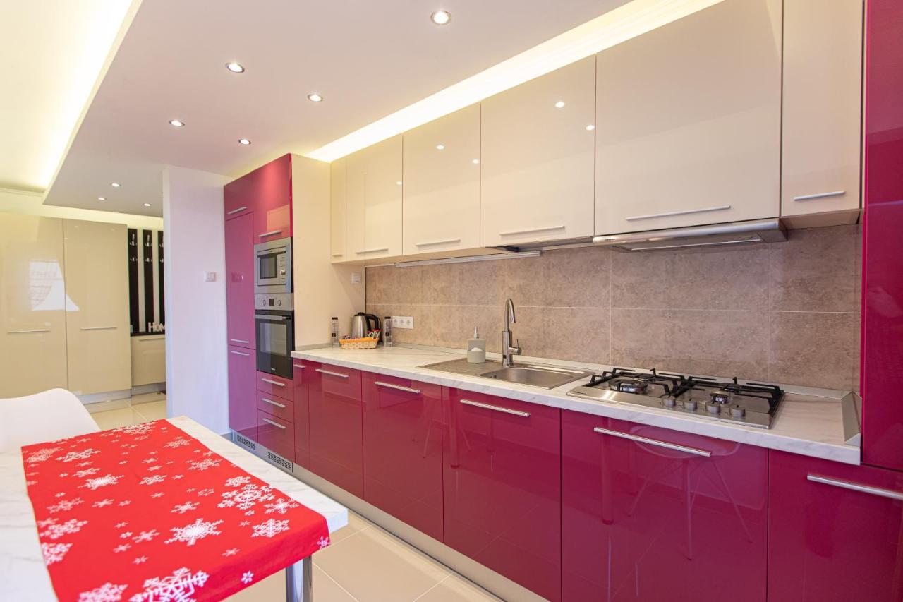 Onyx - Wonder Aparthotel Brasov Luaran gambar