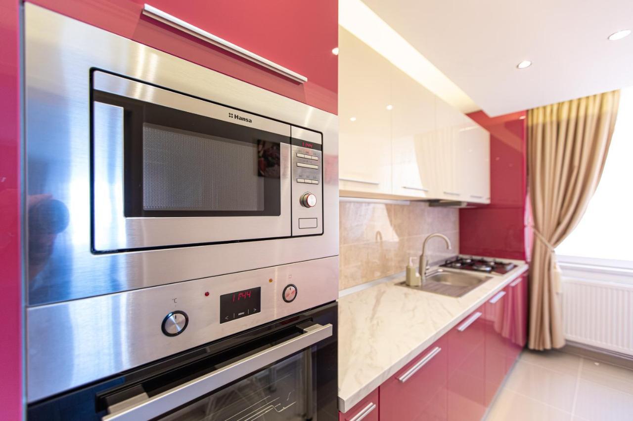 Onyx - Wonder Aparthotel Brasov Luaran gambar